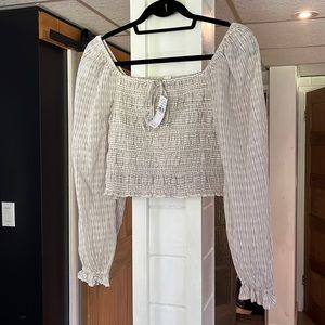 American Eagle off shoulder gather tap